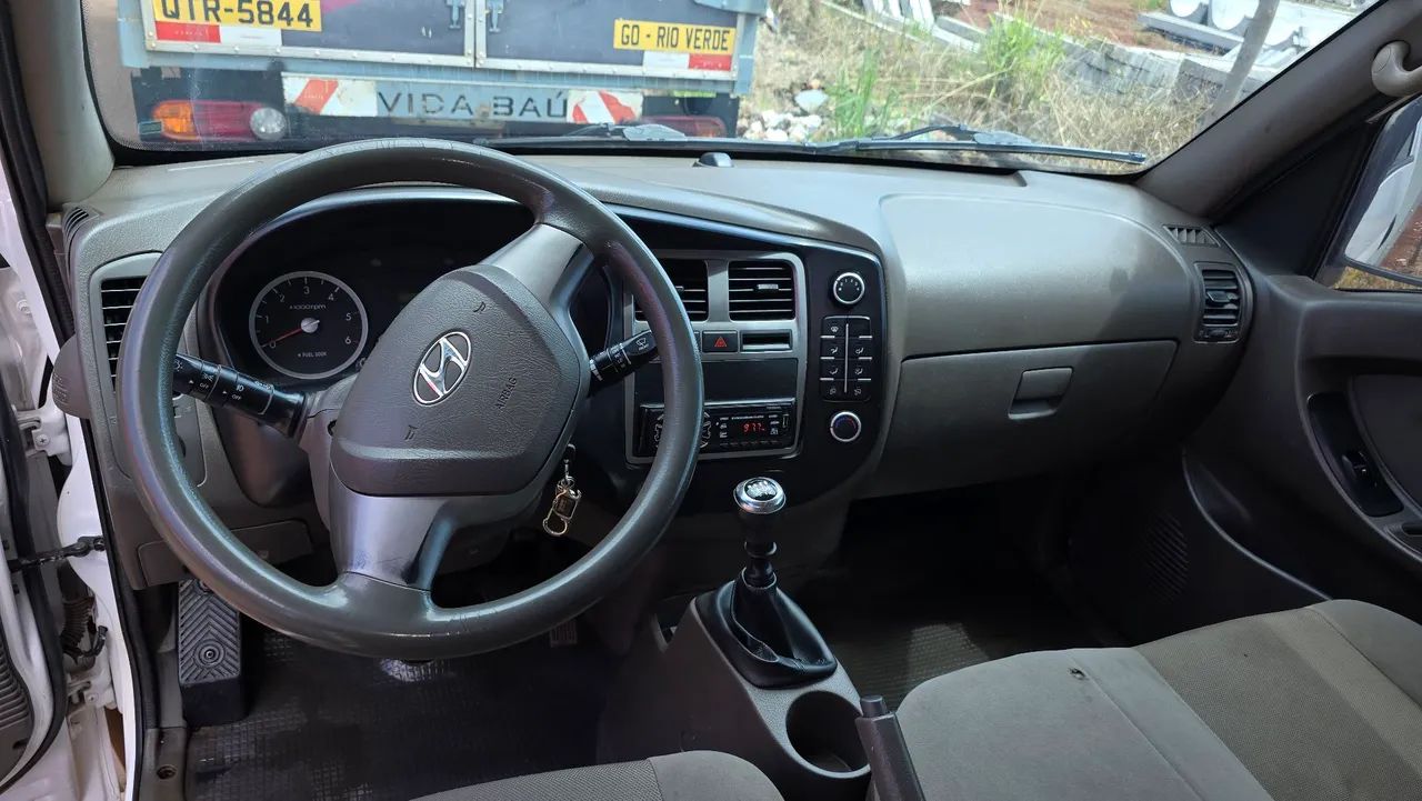 HR Hyundai 2.5, ano 2019 - Foto 4