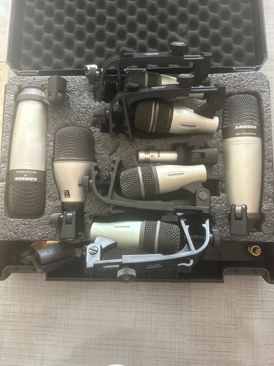 Kit de 8 microfones  samson 