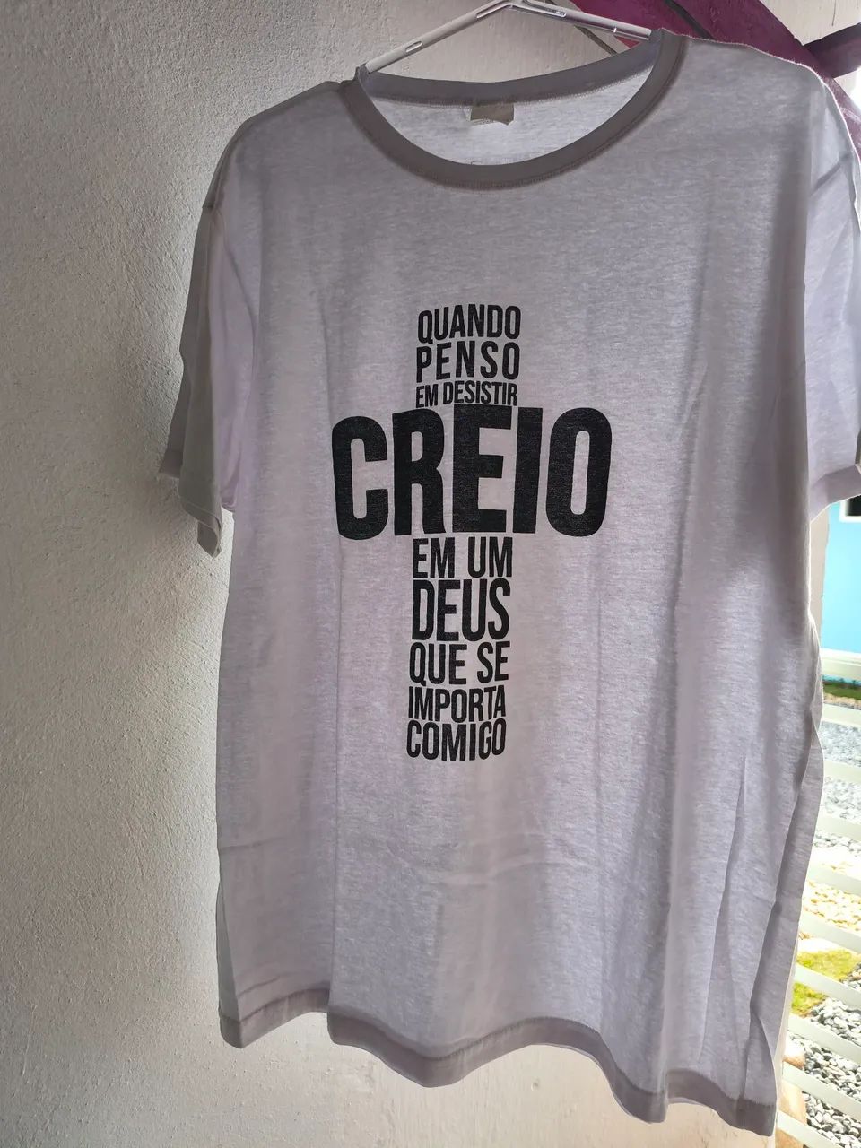 Camiseta  R$39,00 as duas.