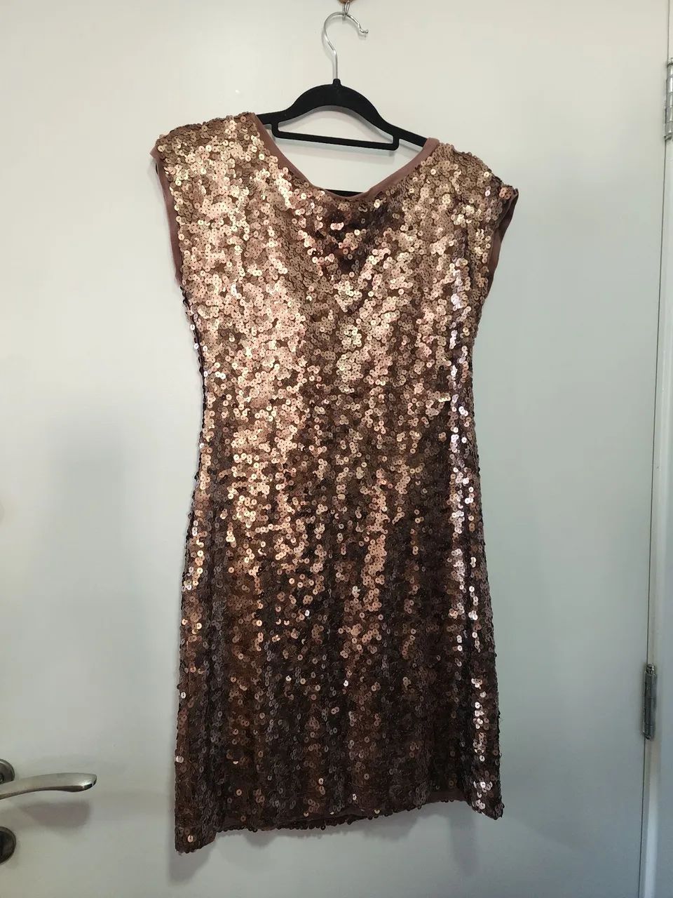 Vestido de paetê dourado