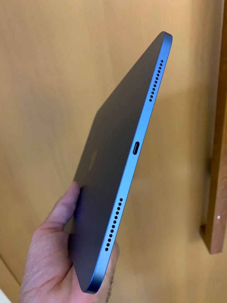 iPad 10 64 GB Refurbished64312212654722120