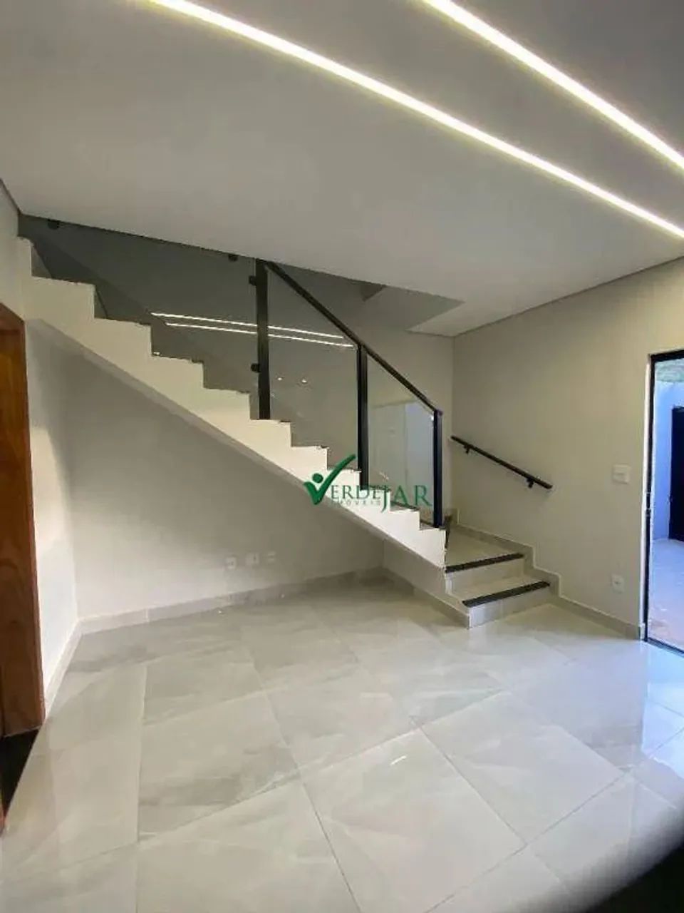 Casa com 3 dormitórios à venda, 89 m² por R$ 420.000,00 - Novo Centro - Santa Luzia/MG - Foto 3
