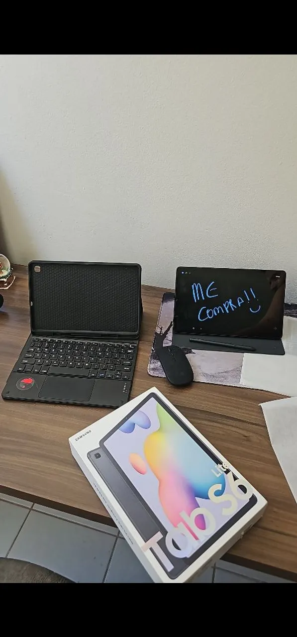 Samsung Galaxy Tab S6 Lite - Usado, acompanha caixa e acessórios.