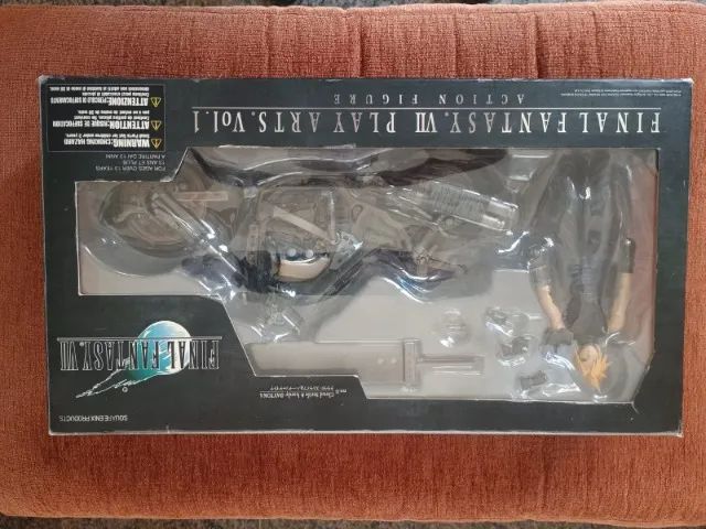 ACTION FIGURE MOTO DAYTONA FINAL FANTASY ITEM DE COLECIONADOR - Foto 5