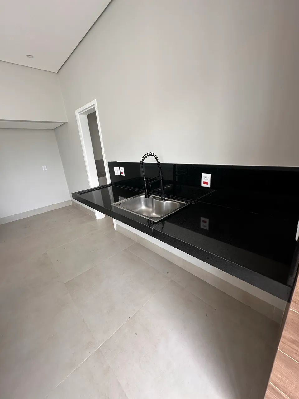 Sobrado no condominio Brisas   - Foto 3