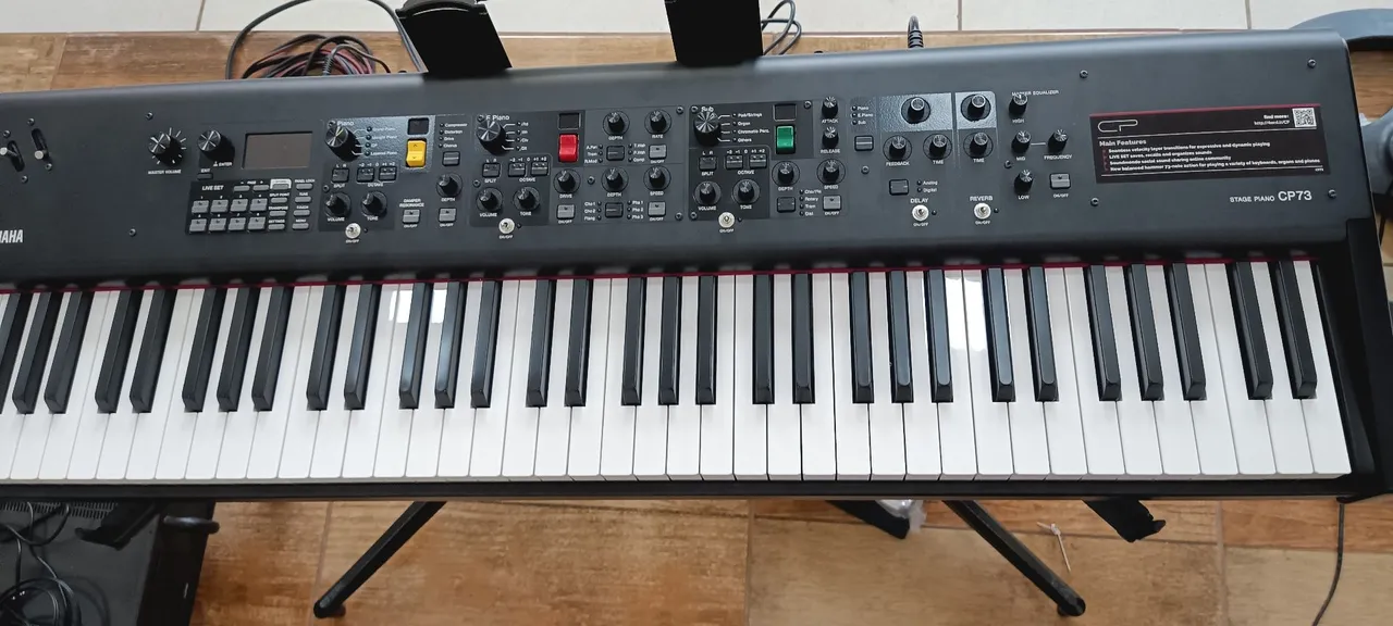 Stage Piano Yamaha cp73