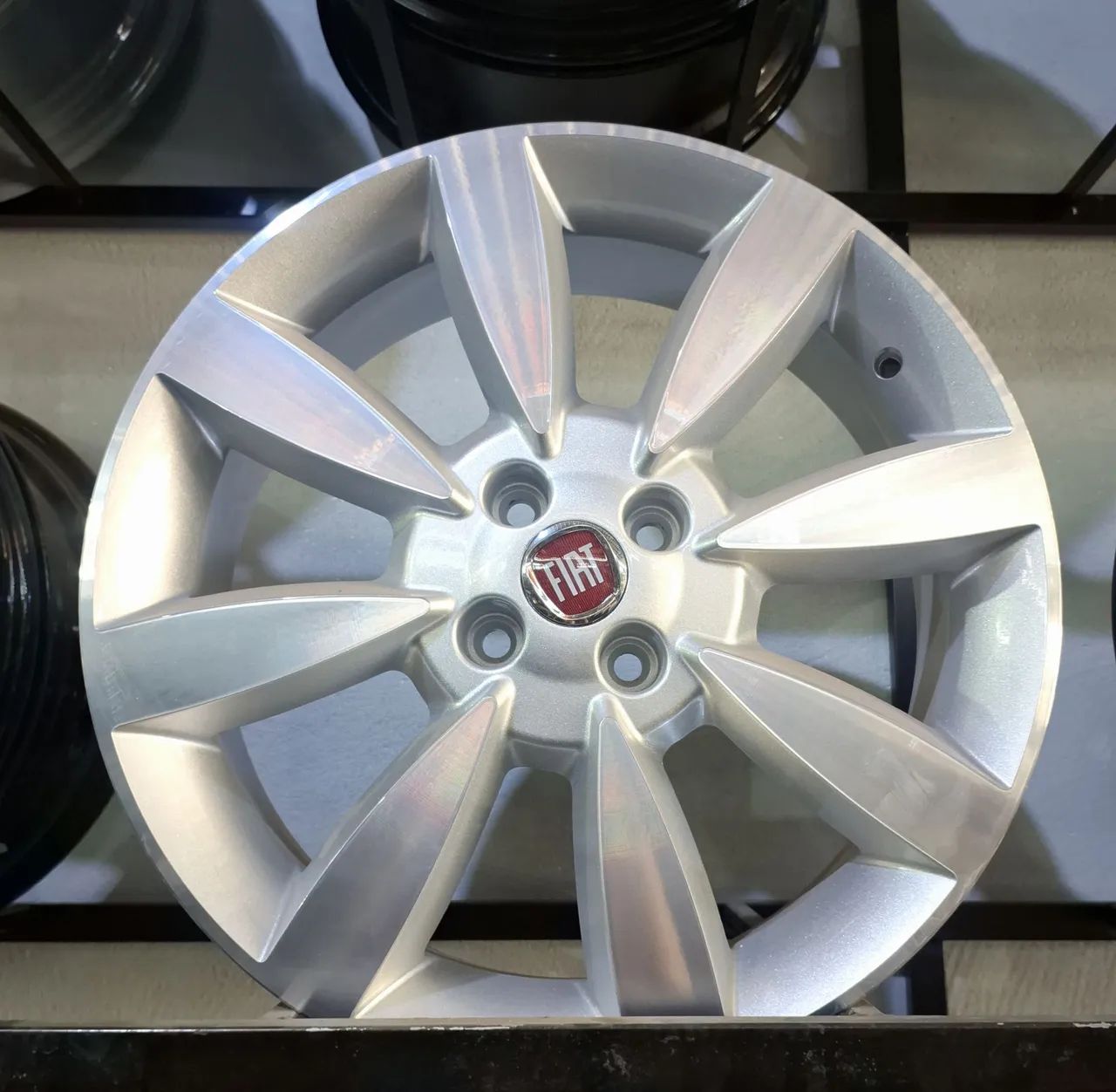 Promoção Rodas Aro 17 Siena Elx 4x98 Novas( ACEITO CREDISHOP)