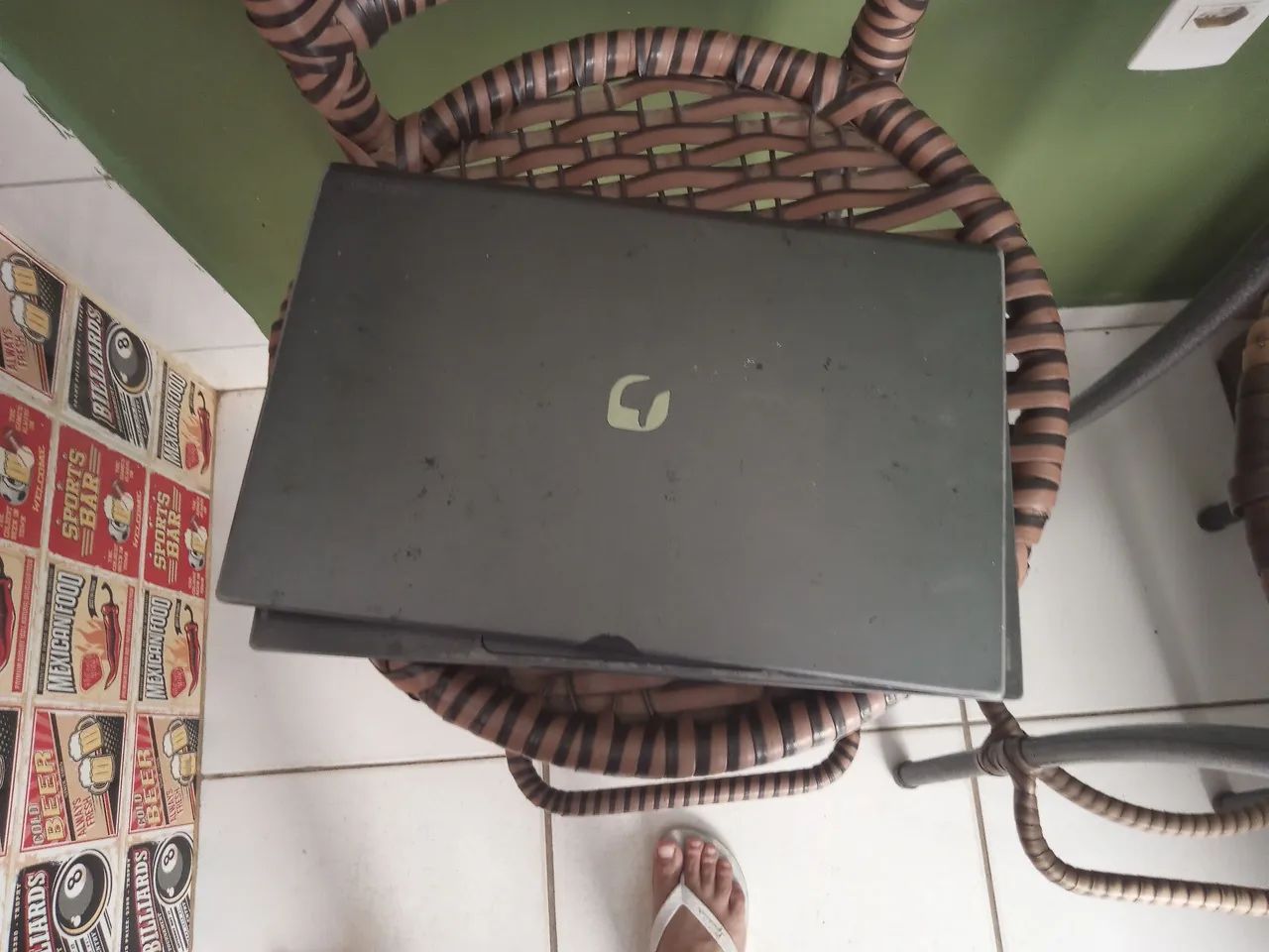 Notbook, transformador de energia, impressora, monitor.
