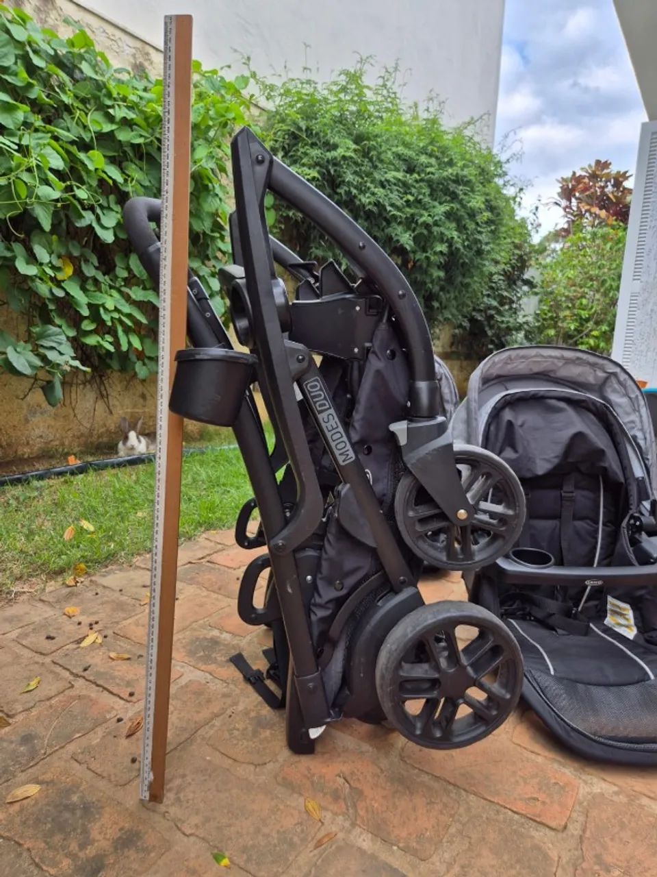 Carrinho de Bebê DUPLO importado c/27 posições + 2 bebês conforto p/ carro - Foto 2