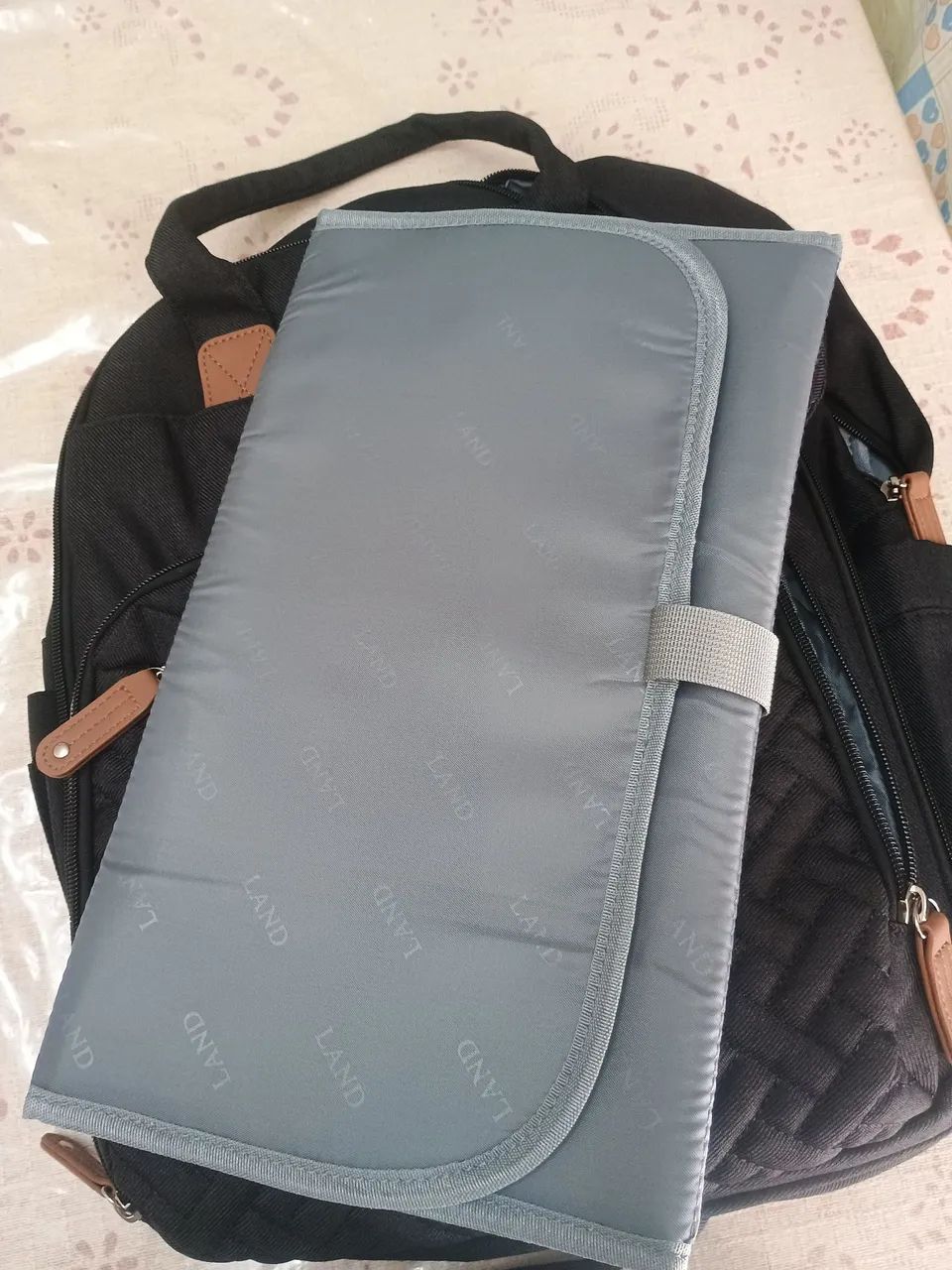 Bolsa MOCHILA MATERNITY LAND BONNY PRETA ORIGINAL - Foto 3