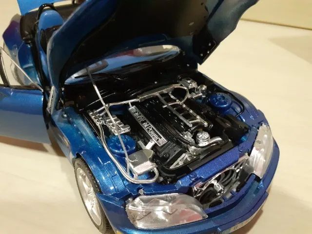 Miniatura Bmw Z3 M Roadster 1996 1/18 Burago - Hobbies e coleções