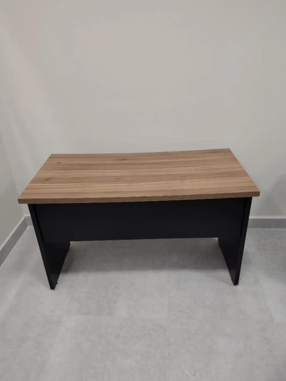 Mesa de escritório simples 1,20 x 0,60