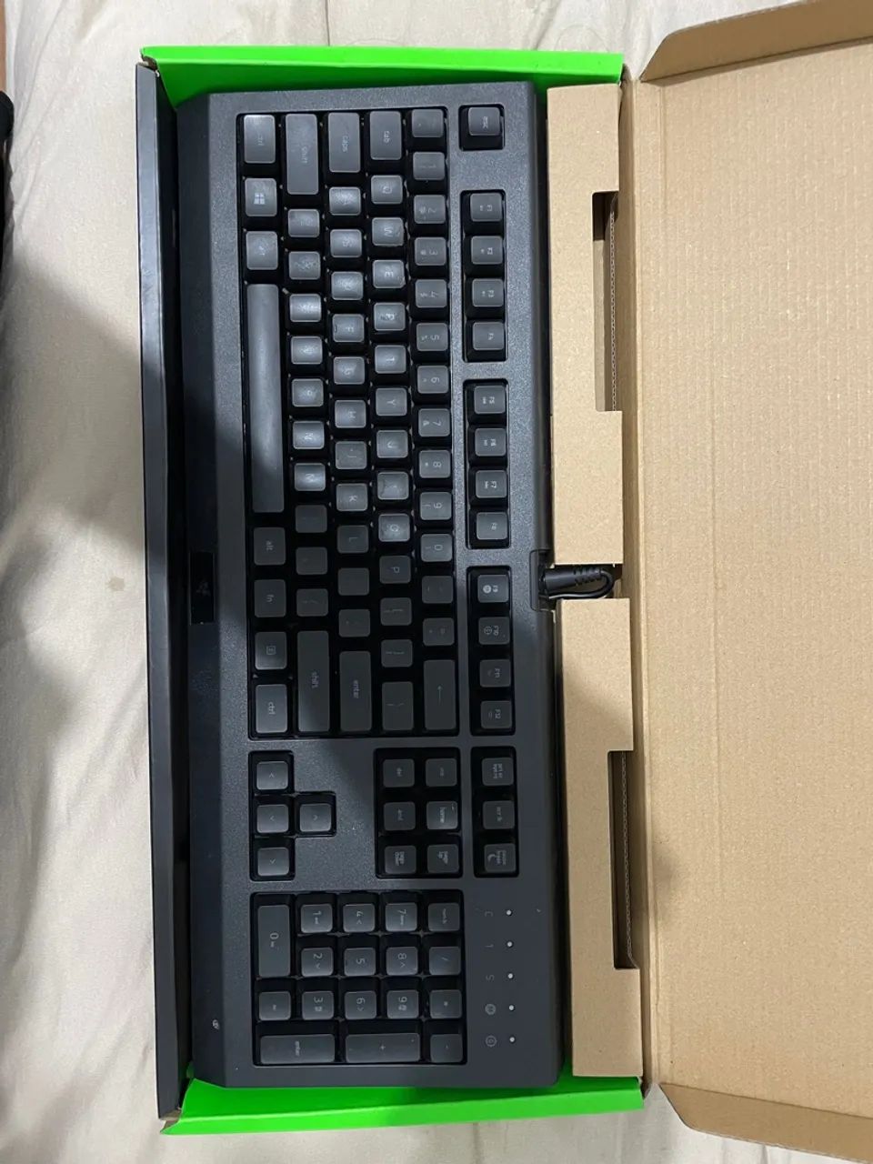 Teclado Gamer Razer Cynosa Lite