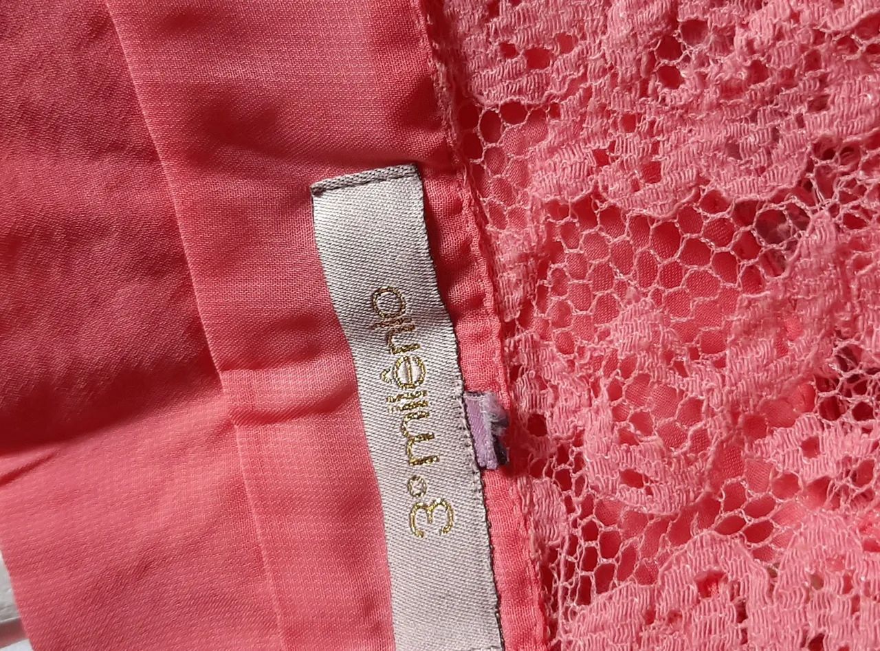 Vestido rosa com detalhes em renda - Foto 5