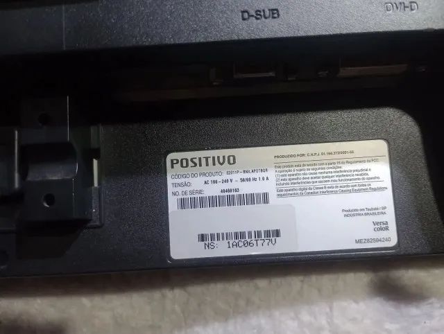 Monitor LED Positivo 20 polegadas E2011p VGA DVI resolução 1600x900 Articulável com cabos - Foto 2