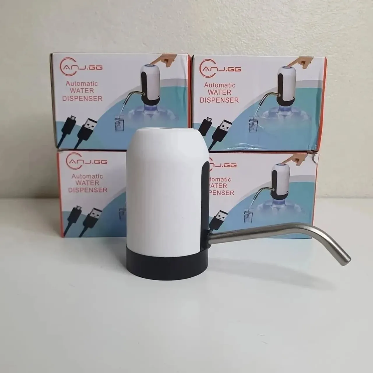 Bomba elétrica recarregável para galão de água USB.