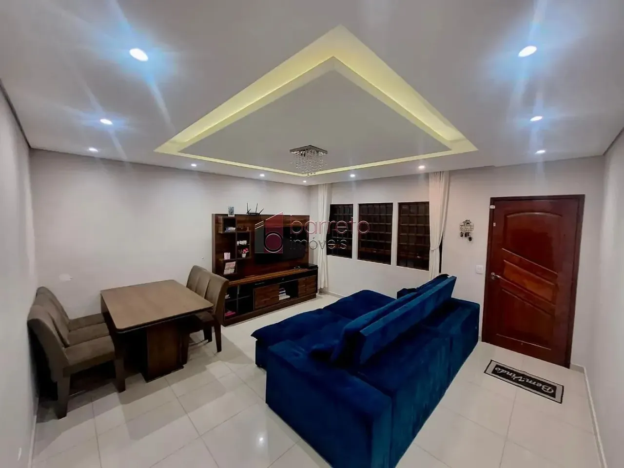 LINDA CASA TÉRREA À VENDA NO BAIRRO JARDIM CAÇULA EM JUNDIAÍ/SP