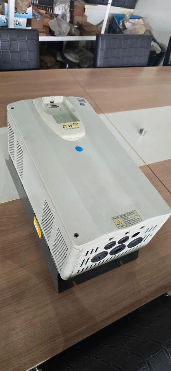 Inversor Frequencia WEG CFW09 - 25CV - 38A
