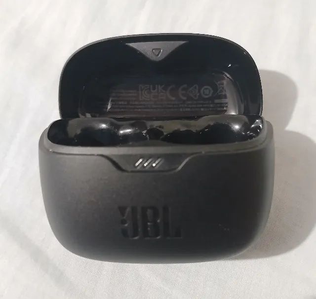 Fone de ouvido sem fio JBL Tune Buds - Foto 6