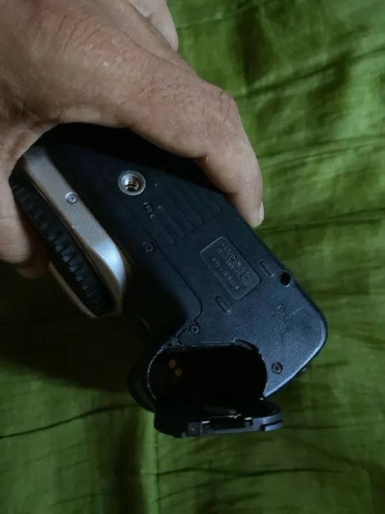 Câmera Canon EOS Elan II E - Foto 2