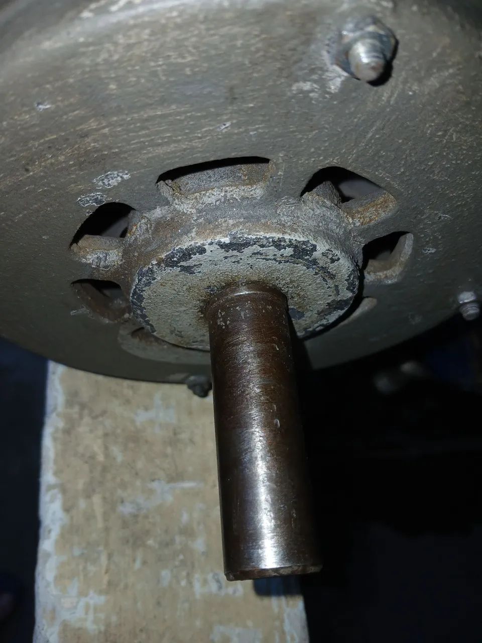 Motor elétrico Kolbach de 1 cv trifasico - Foto 3