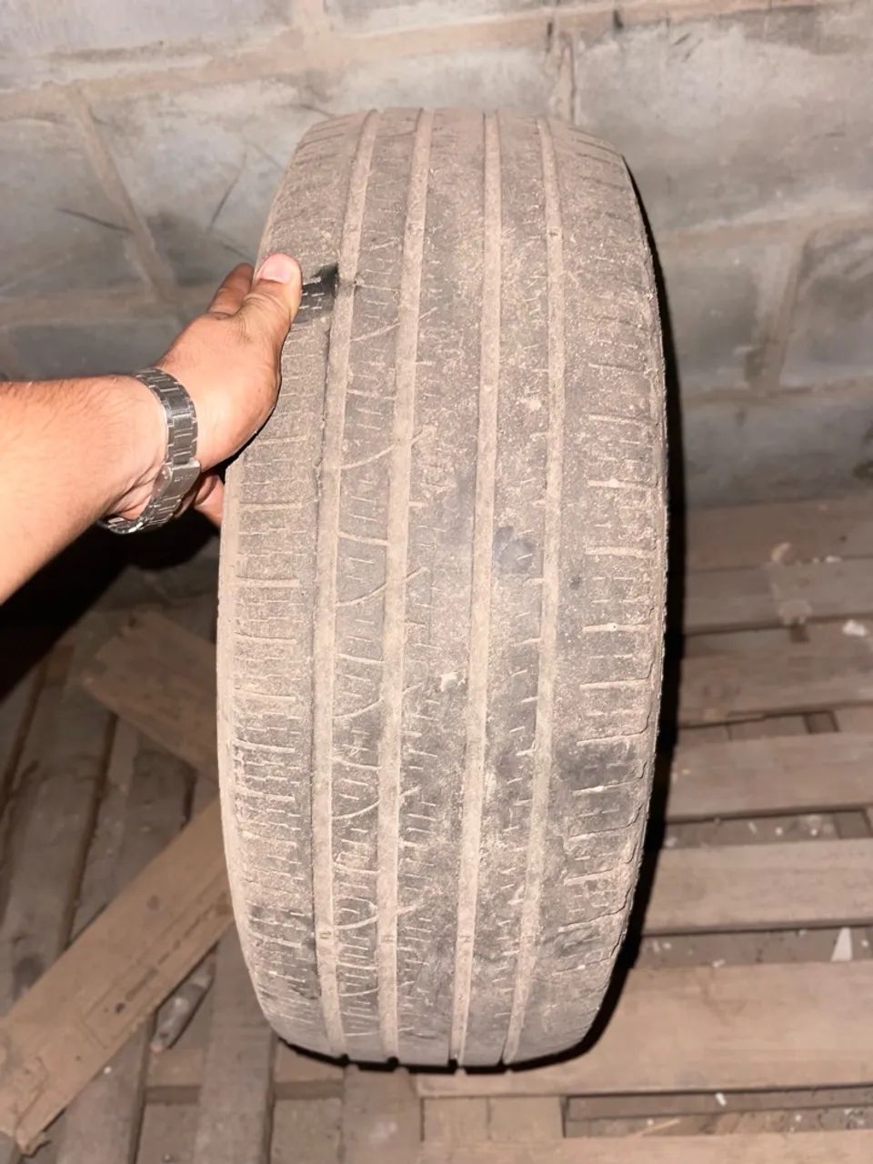 Pneu 215/65 R16 - Foto 3