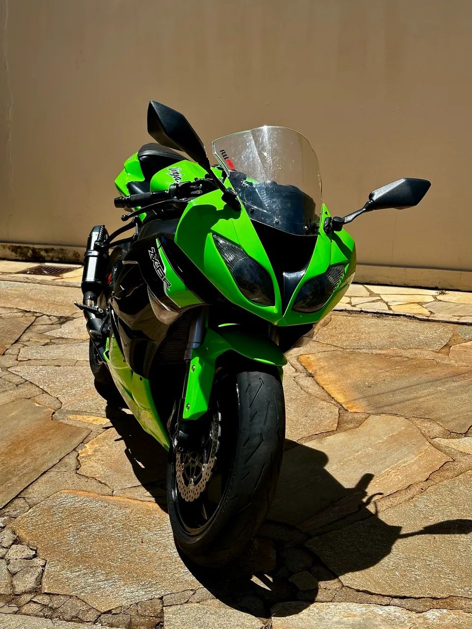 Kawasaki Zx-6r 600cc 2010 - 1457258887 | OLX