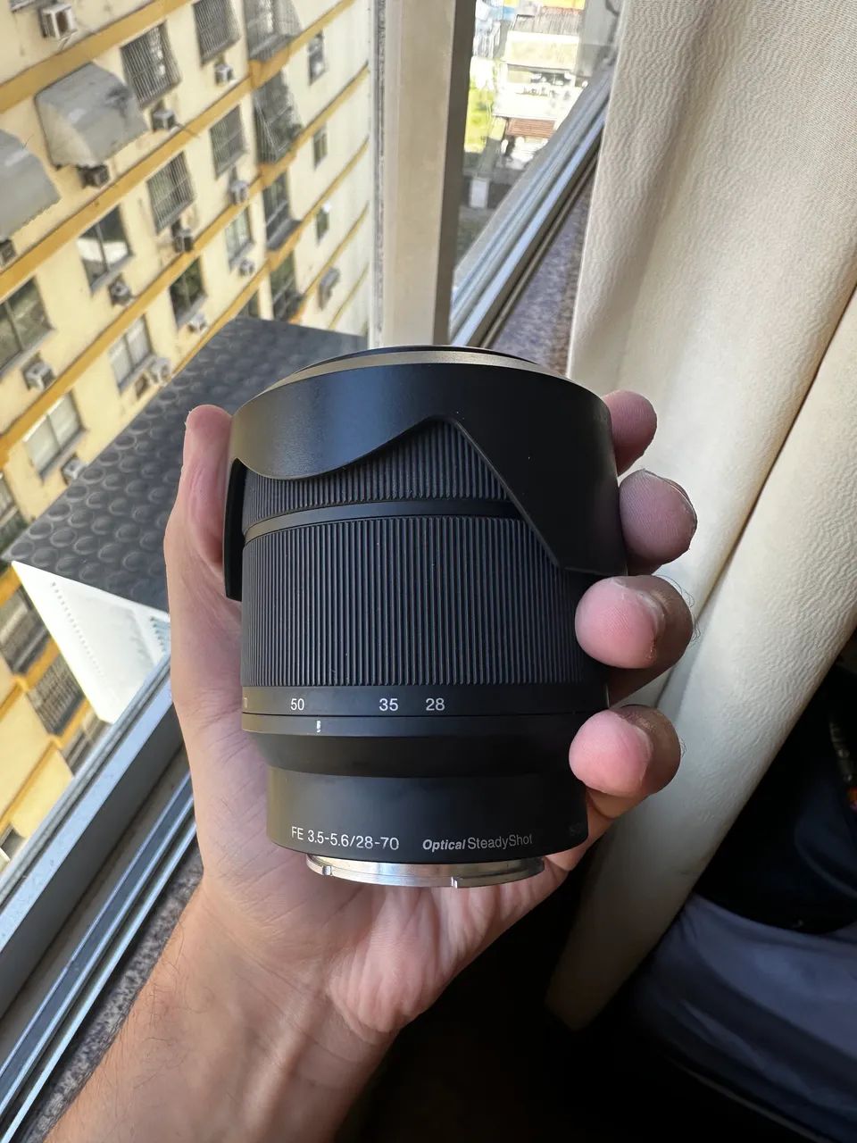 Lente sony 28-70 OSS Full Frame - Foto 2