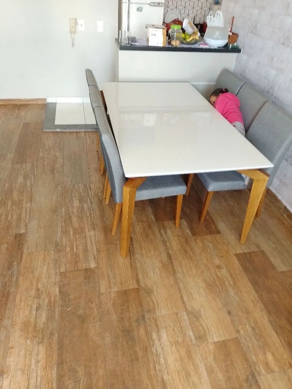 Mesa de jantar em laca e vidro 6 lugares