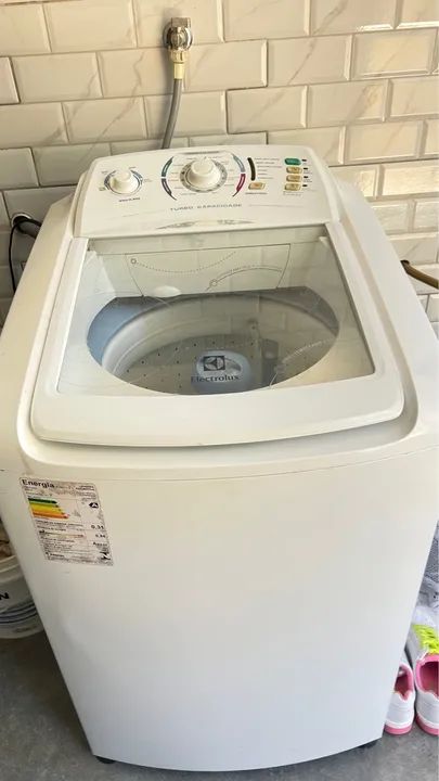 Máquina de Lavar Roupa Turbo Capacidade Electrolux  - Foto 2