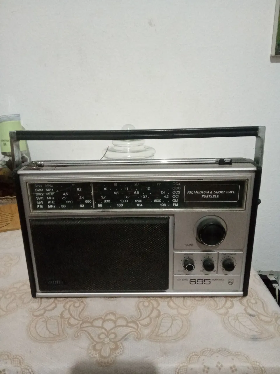 Rádio Portátil Philips 695