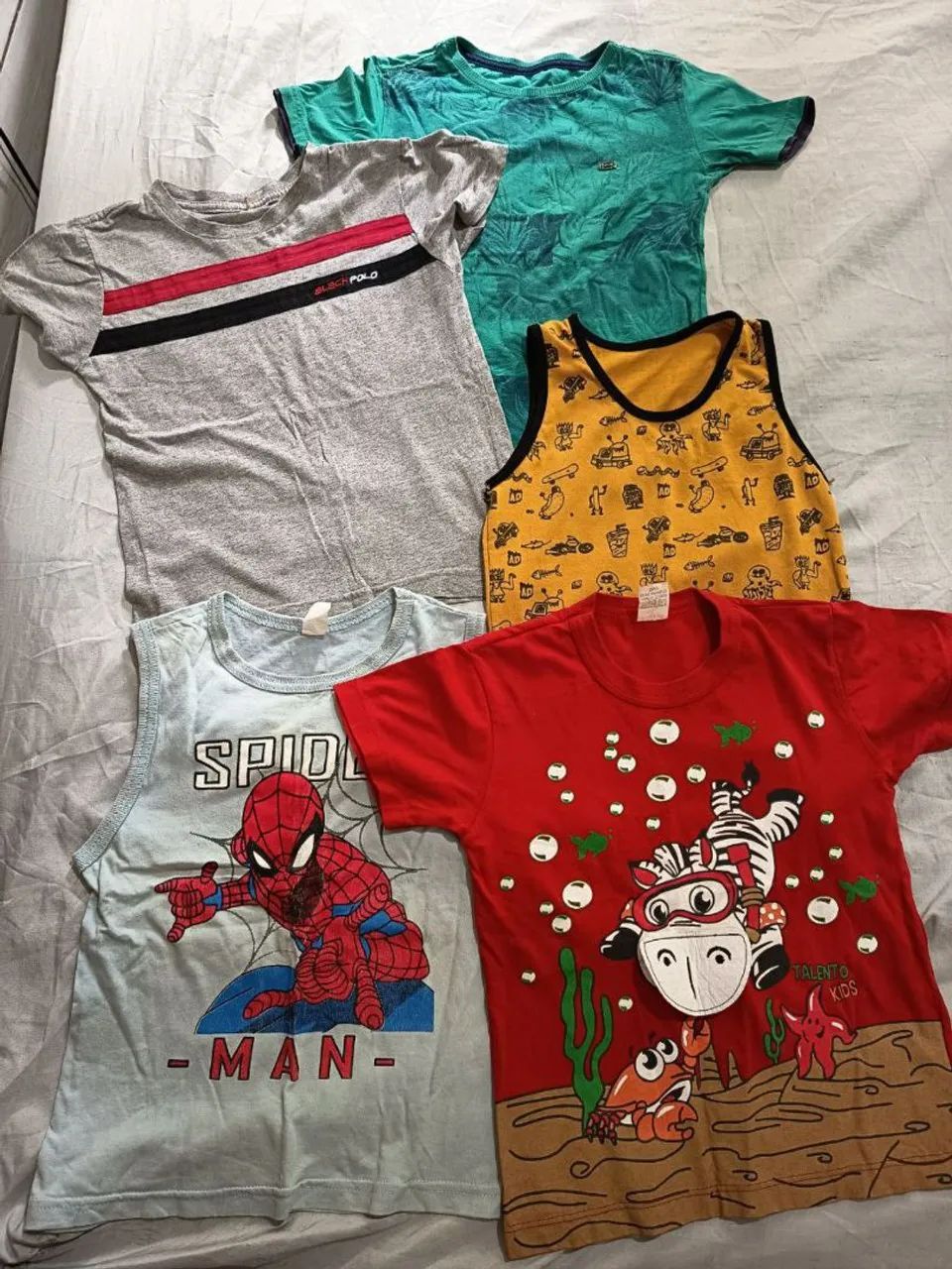 MENOR PREÇO! - LOTE de roupas menino entre 3 à 7 anos conservadas!