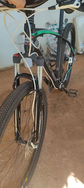 Bicicleta de Mountain Bike aro 29 Shimano