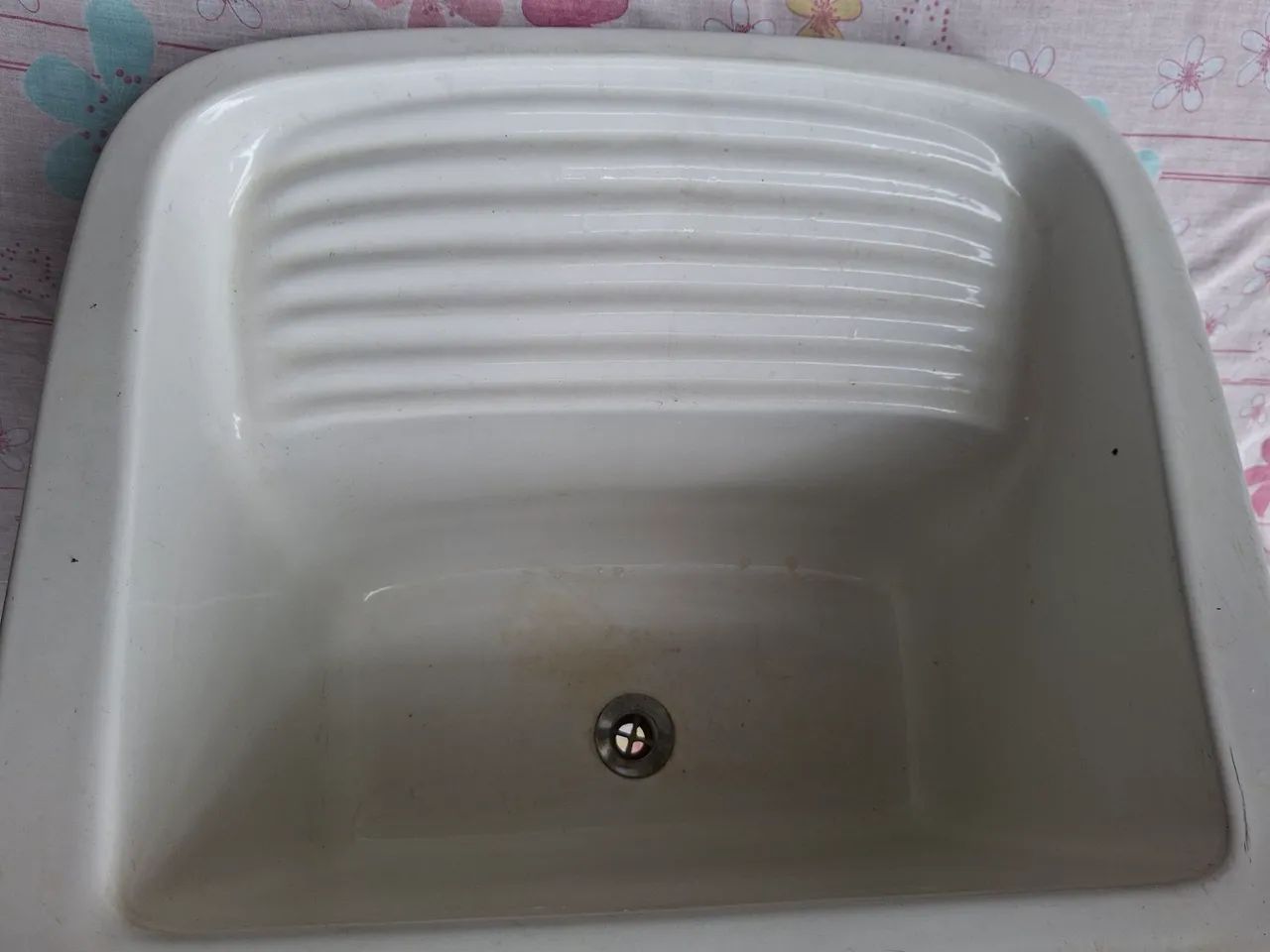 Tanque de lavanderia CELITE