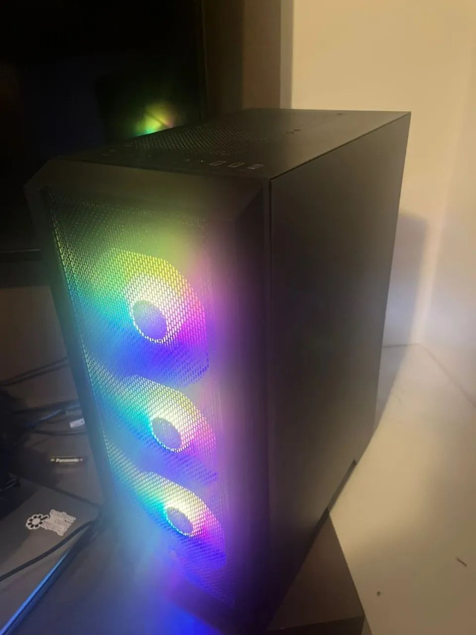 Complete PC Gamer – Runs Everything (3 Months of Use)64739264790145121