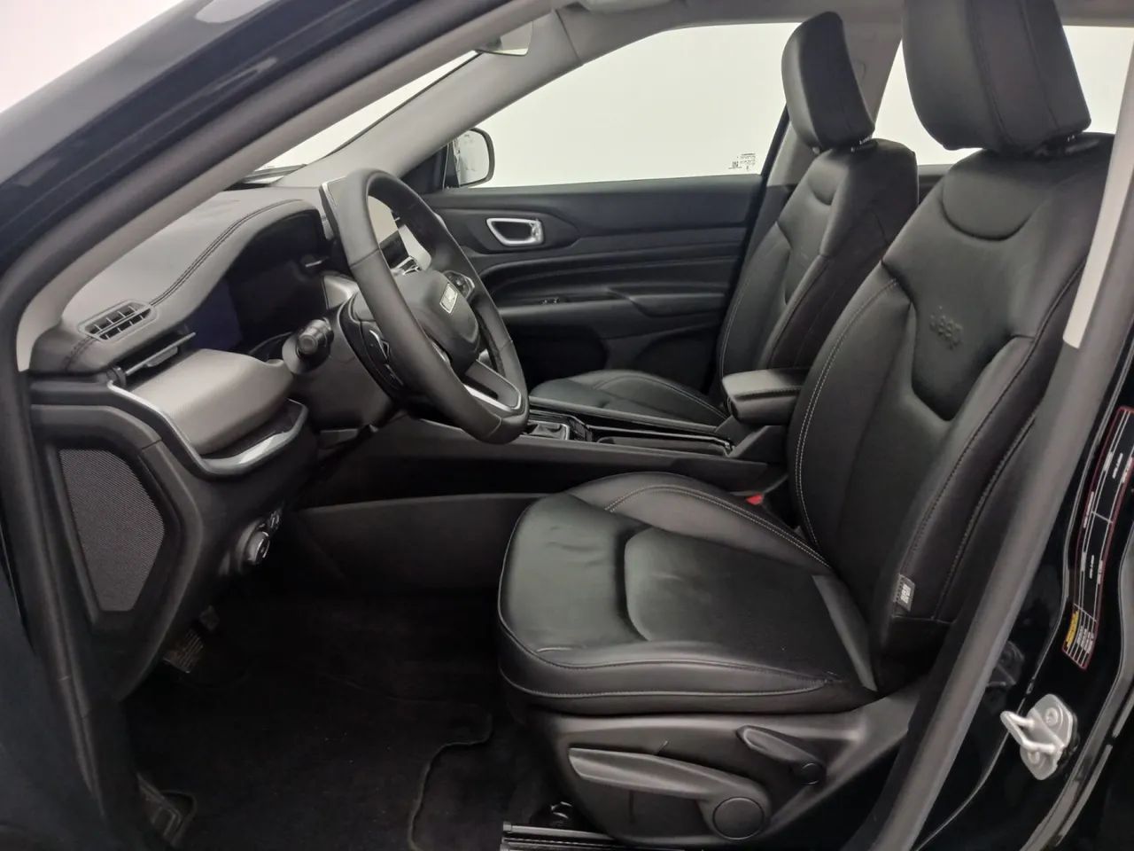 Jeep Compass LONG. T270 1.3 TB 4x2 Flex Aut., foto 16 de 18