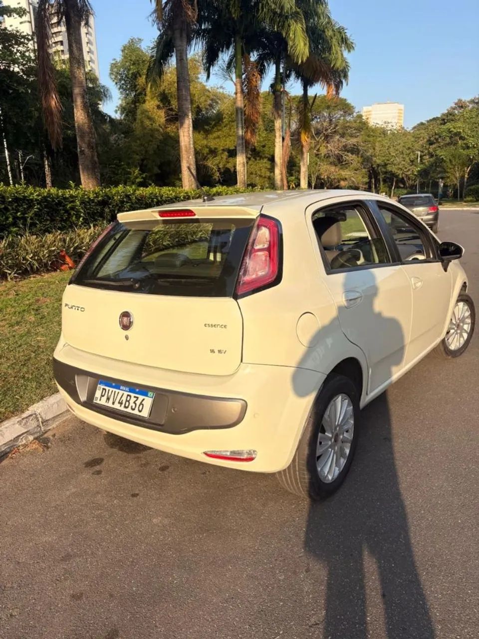 Fiat Punto Punto ESSENCE 1.6 Flex 16V 5p 2016