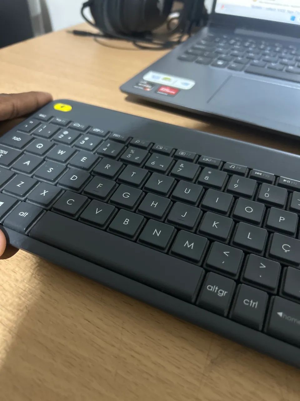 Teclado Touchpad Logitech K400 plus para PC - Foto 2