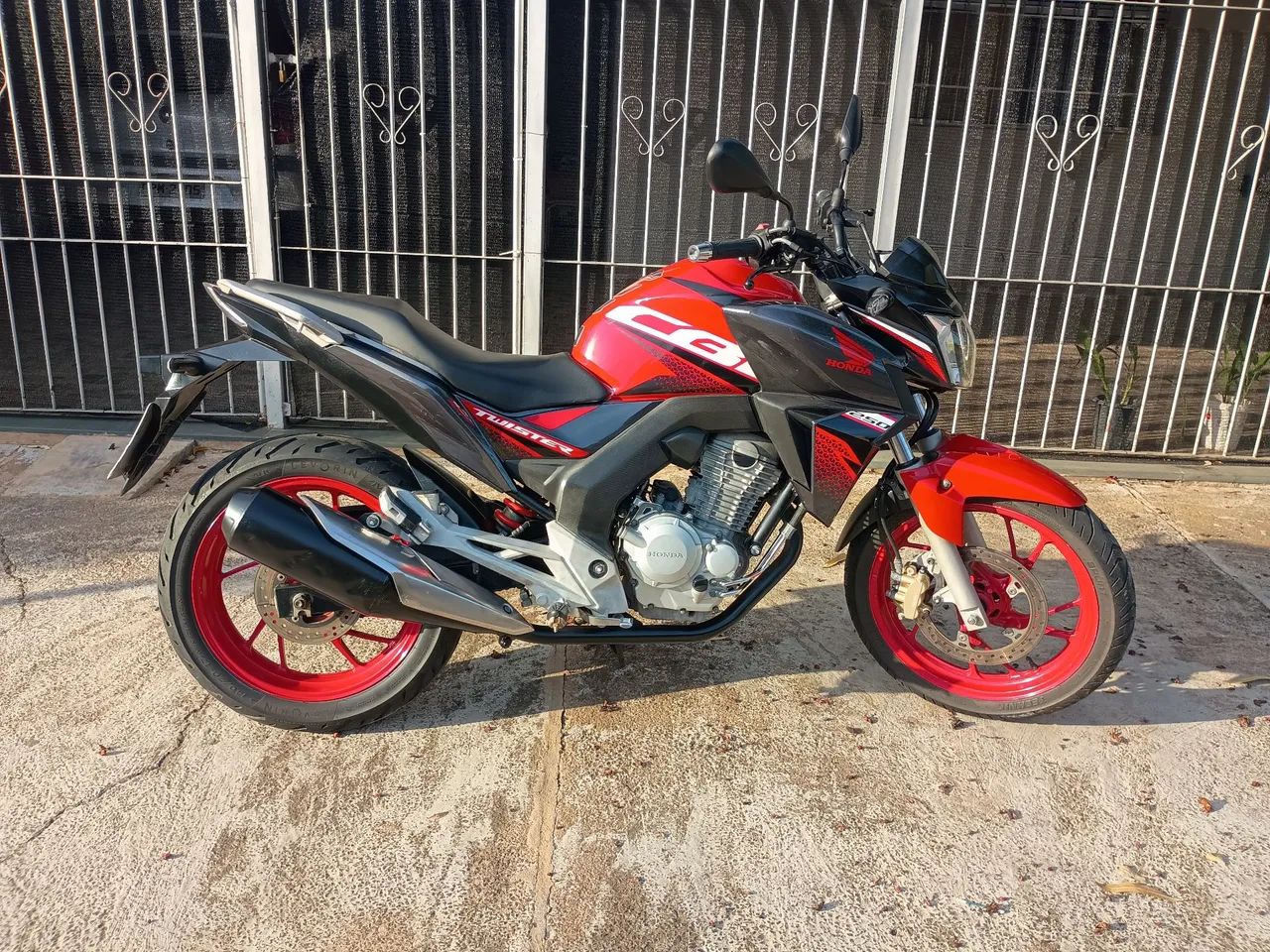 Twister 250 cc  - Foto 3