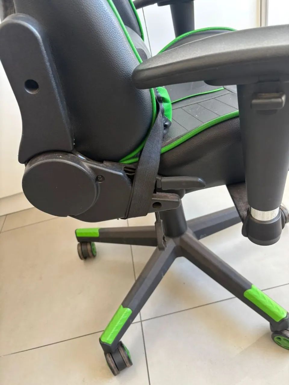 Cadeira gamer  - Foto 4
