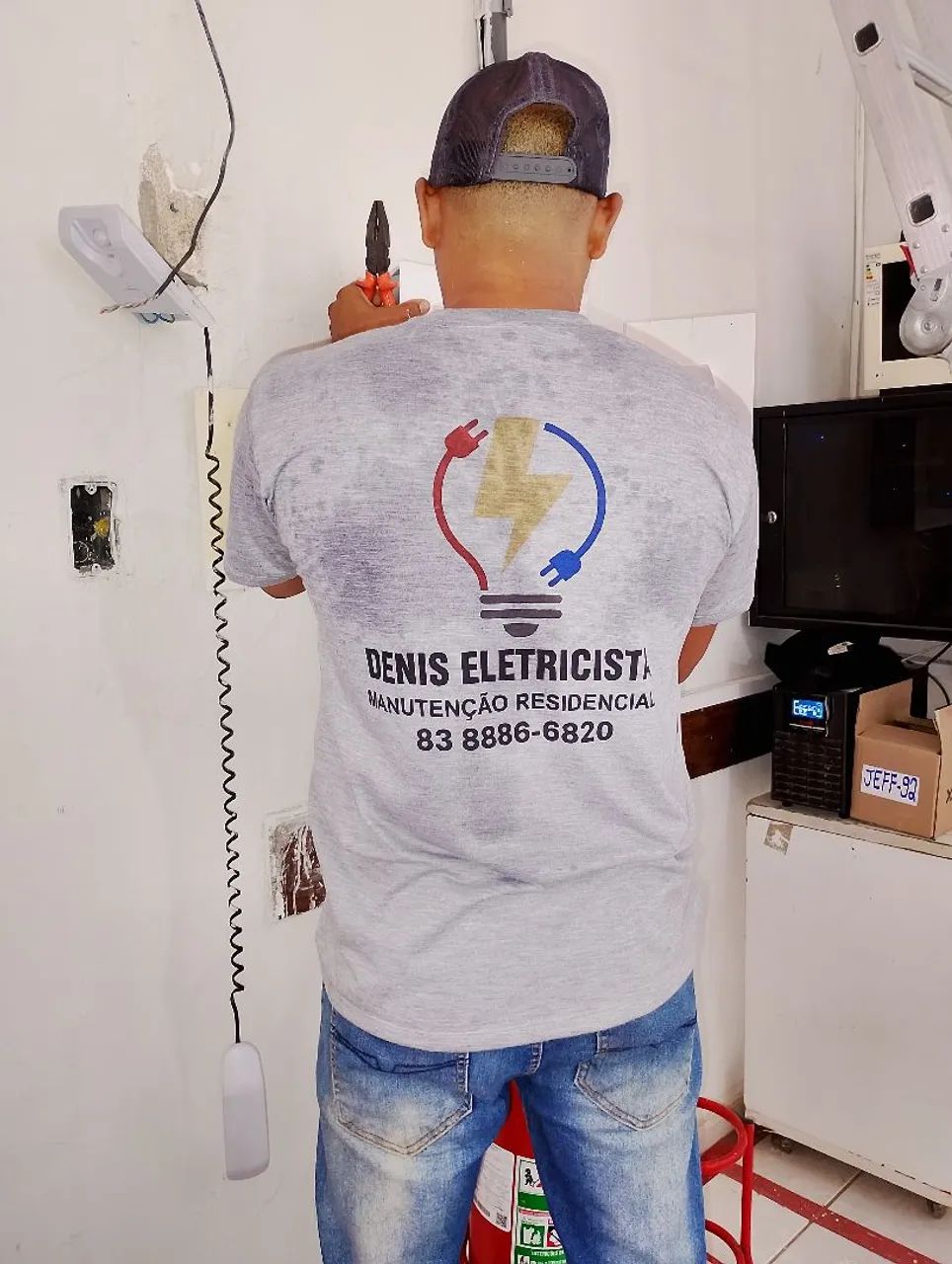 Eletricista em geral, trifásico e monofásico 24 horas