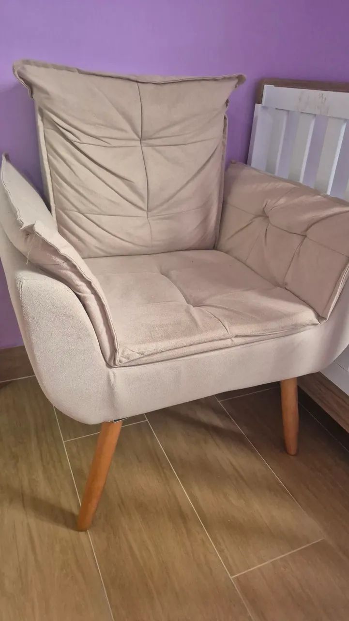 Poltrona cinza (perfeito estado)
