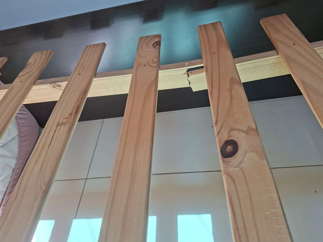 Vendo cama casal sem colção - para cidade Sete Lagoas - Foto 2