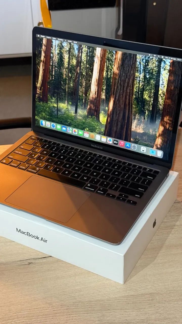 MacBook Air M1 8GB Ram | 256GB | TouchID - Apenas 90 ciclos de