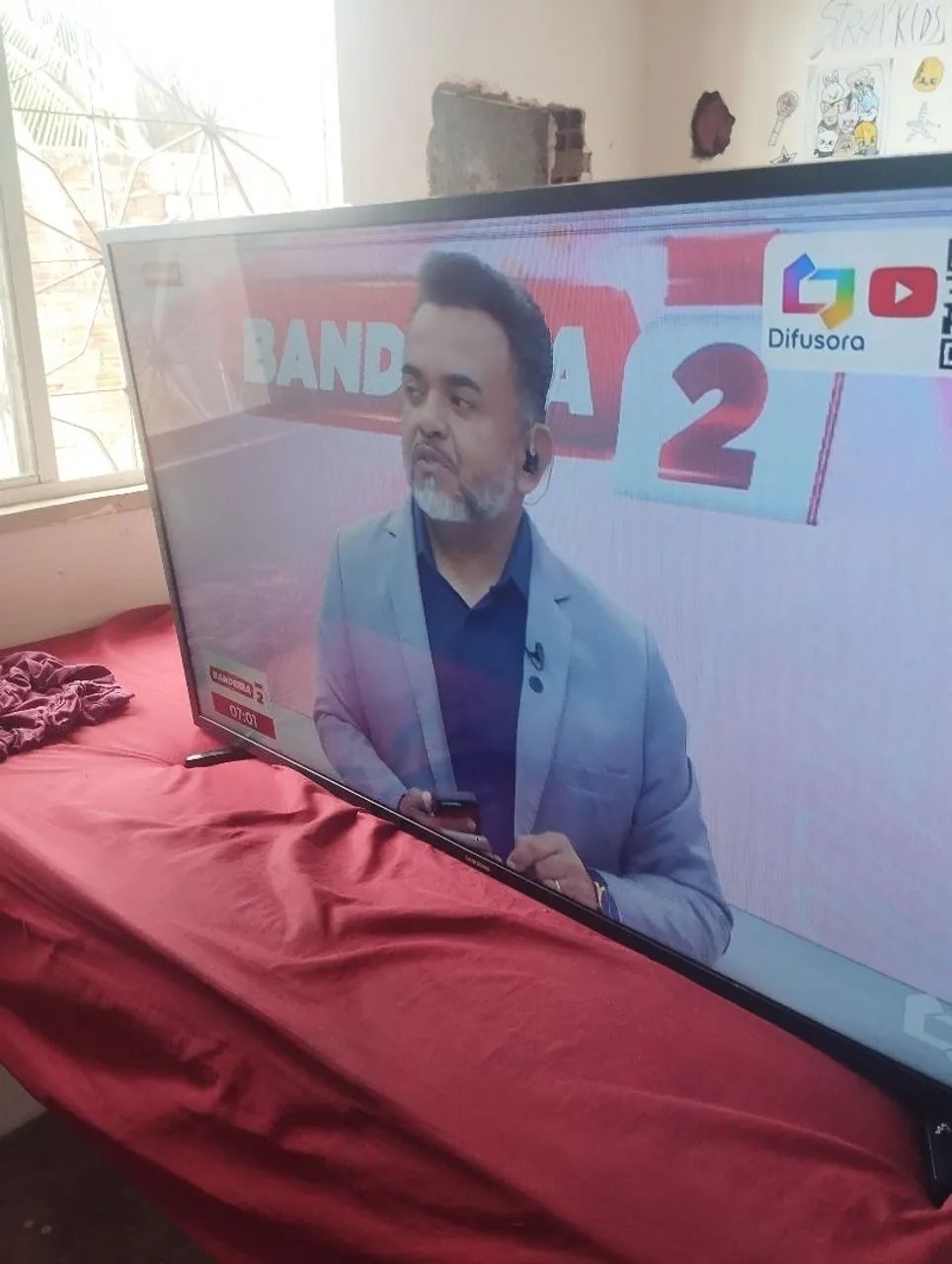 Vendo TV Samsung smart 43 polegadas - Foto 2