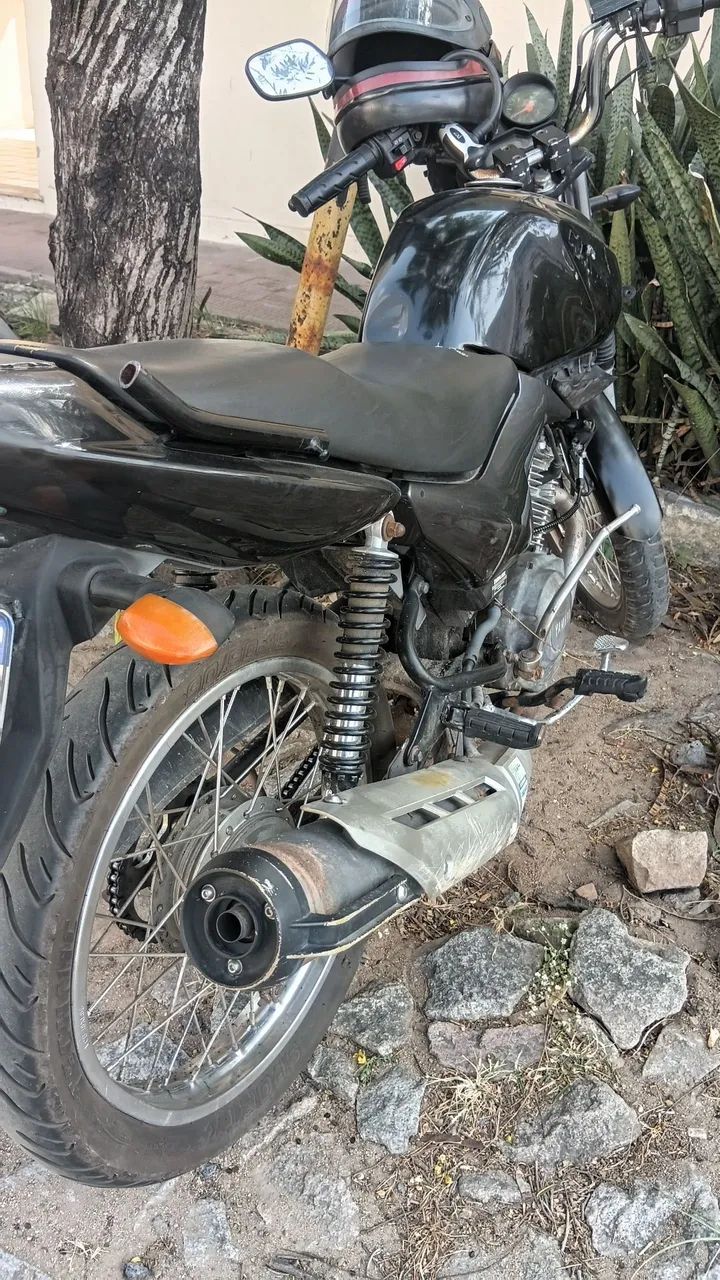 Vendo ou troco moto Factor 2009 125cc - Foto 3