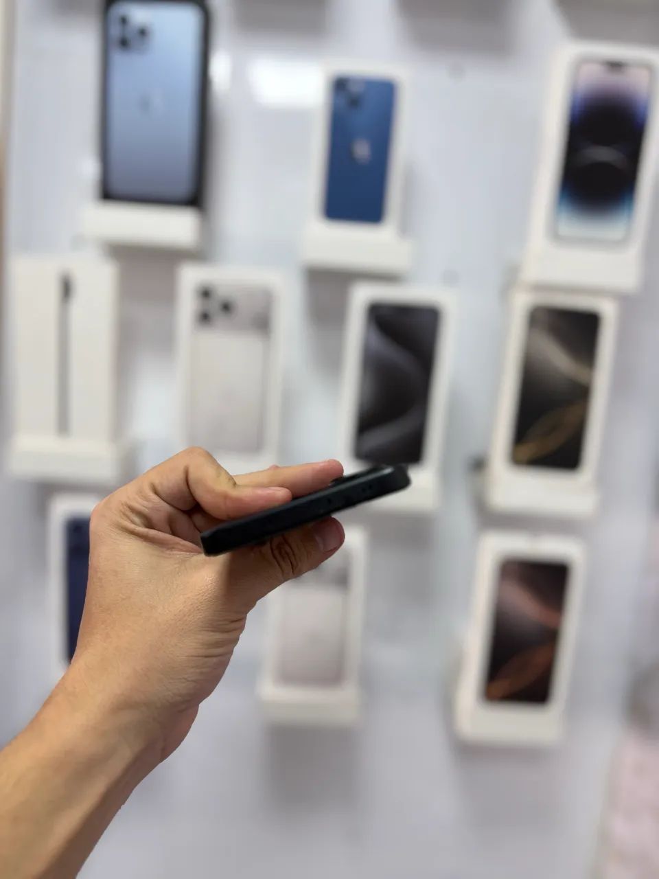 POCO X7 PRO - 256GB / 12 RAM ( PRETO )  - Foto 2