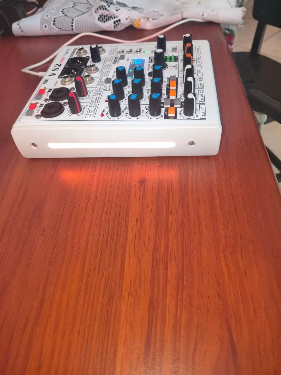 Mesa vs 2pro fx06 com duas interfaces de áudio  - Foto 3