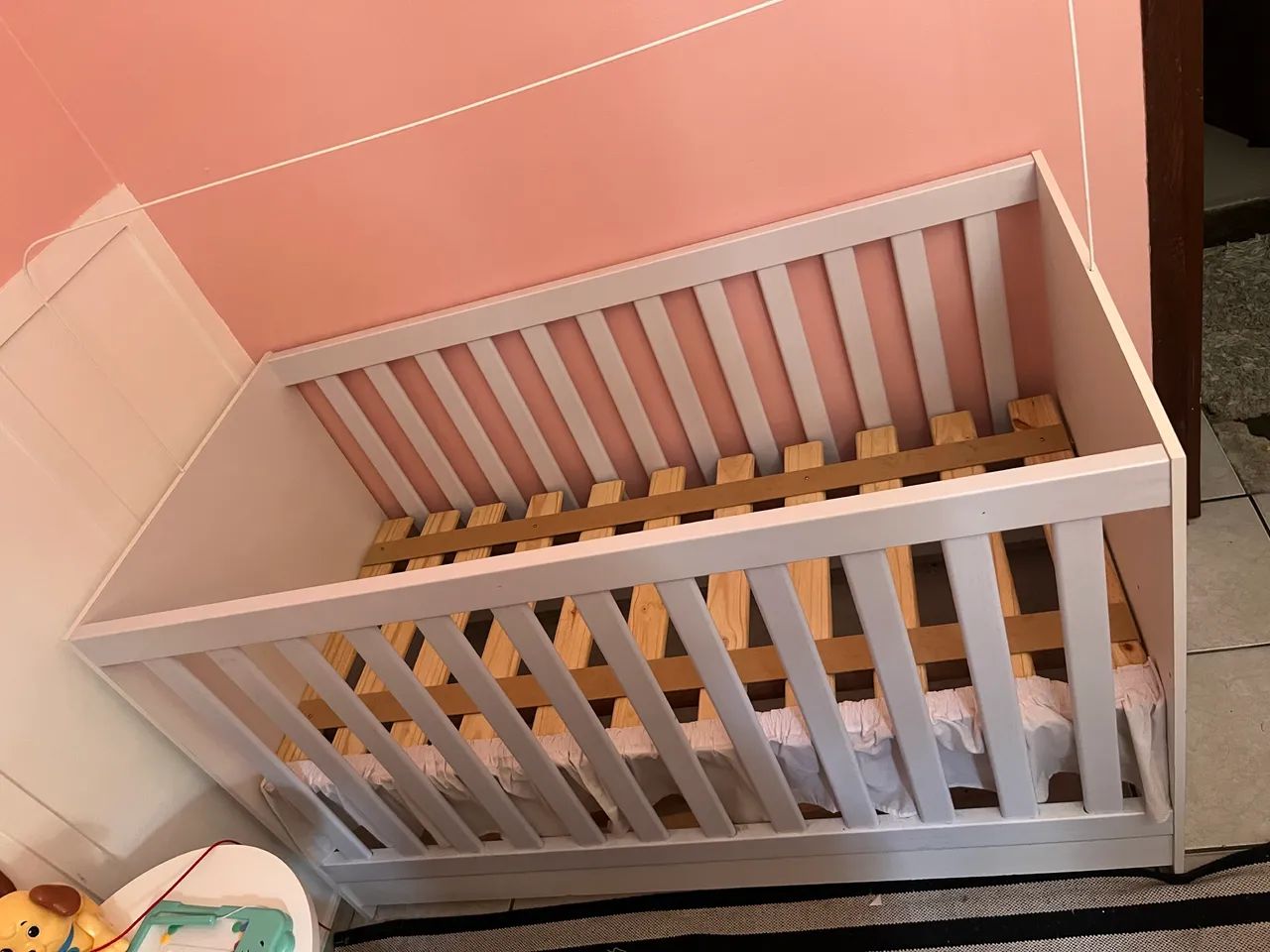 Berço Branco com colchão 