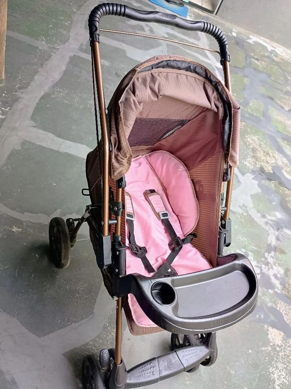 Carrinho de bebê semi novo  - Foto 2